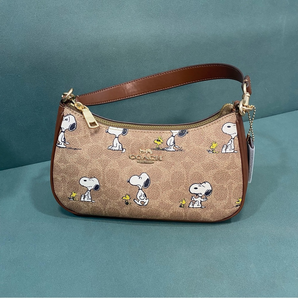 Coach Brown Snoopy Women's Bag